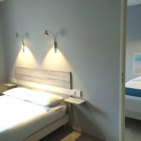 호텔 Grand Cap Rooftop Pool 2*