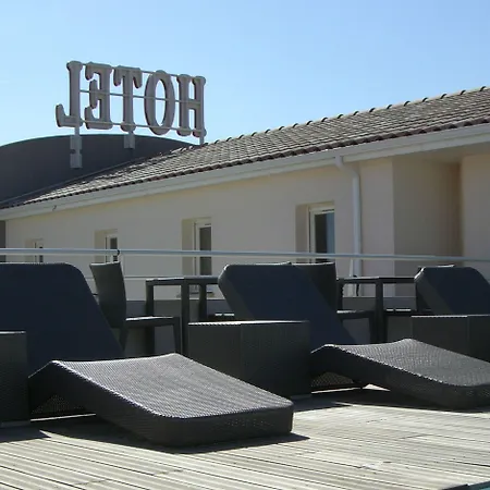 Grand Cap Rooftop Pool 호텔