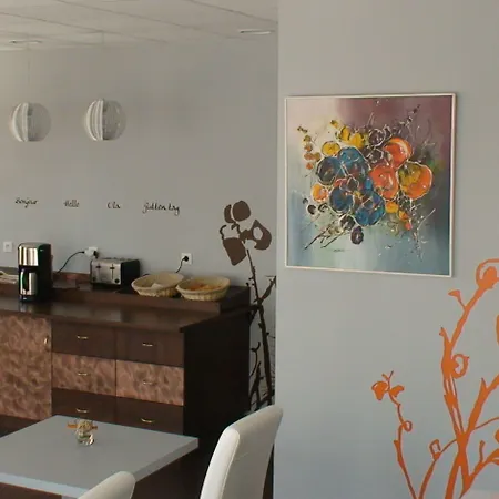 Grand Cap Rooftop Pool