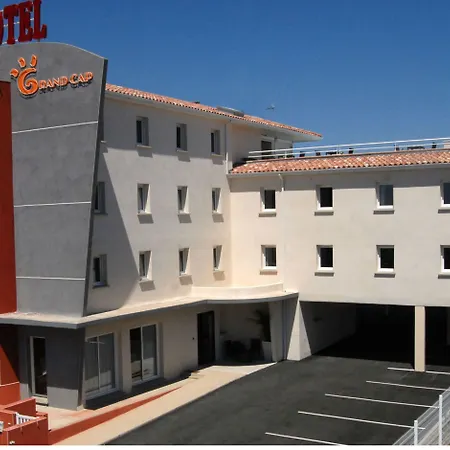 Grand Cap Rooftop Pool Hotel Agde