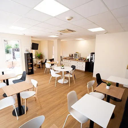 Grand Cap Rooftop Pool