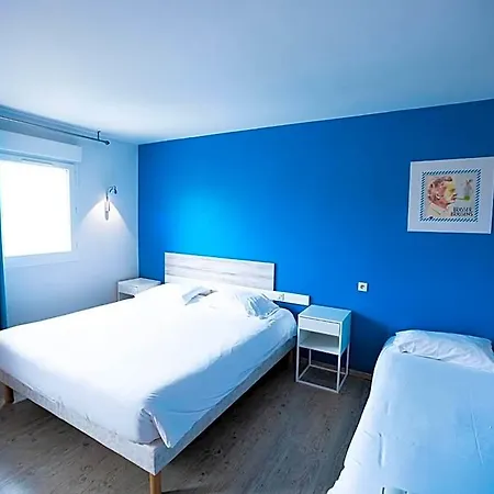 Grand Cap Rooftop Pool Hotel