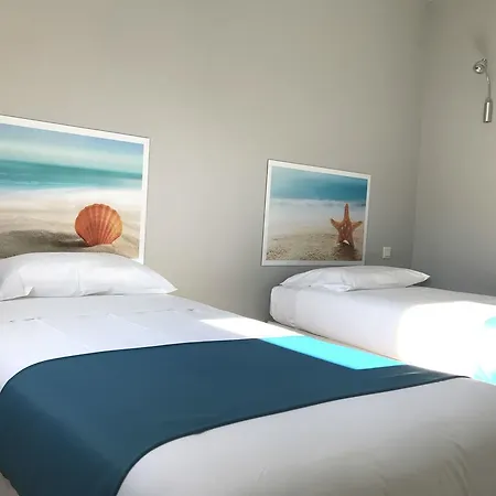 Hotel Grand Cap Rooftop Pool 2*